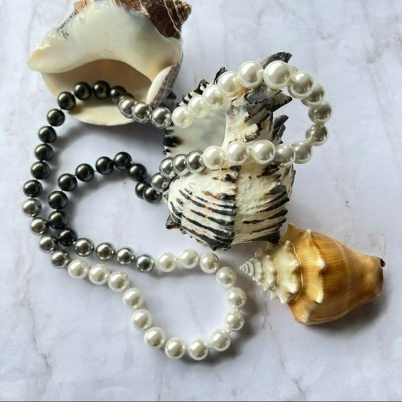 10mm Gradient Color White Gray Black Shell Pearl Necklace 29in - Picture 3 of 14